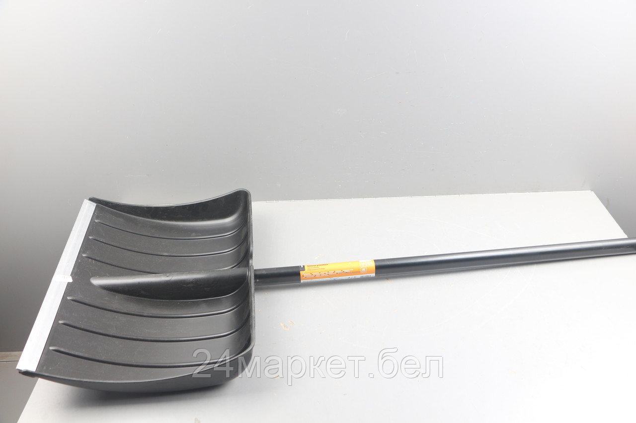 Скрепер для снега Solid FISKARS уцененный (0052250240)