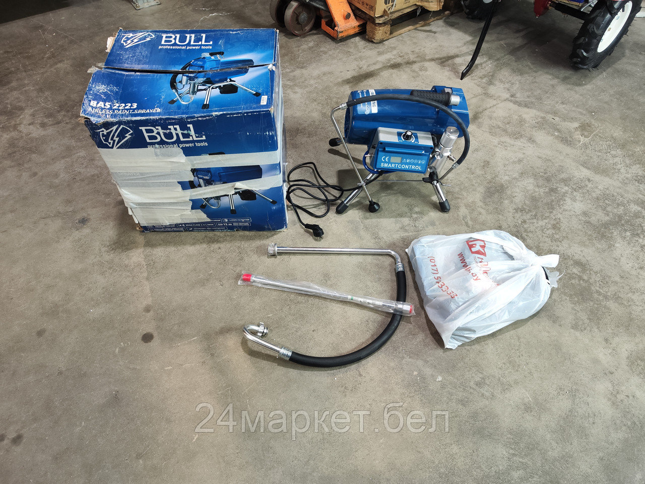 Безвоздушный окрасочный аппарат BULL BAS 2223 в кор. БЕСЩЕТ., 1300 Вт, 2,3 л/мин, 220 Бар уцененны