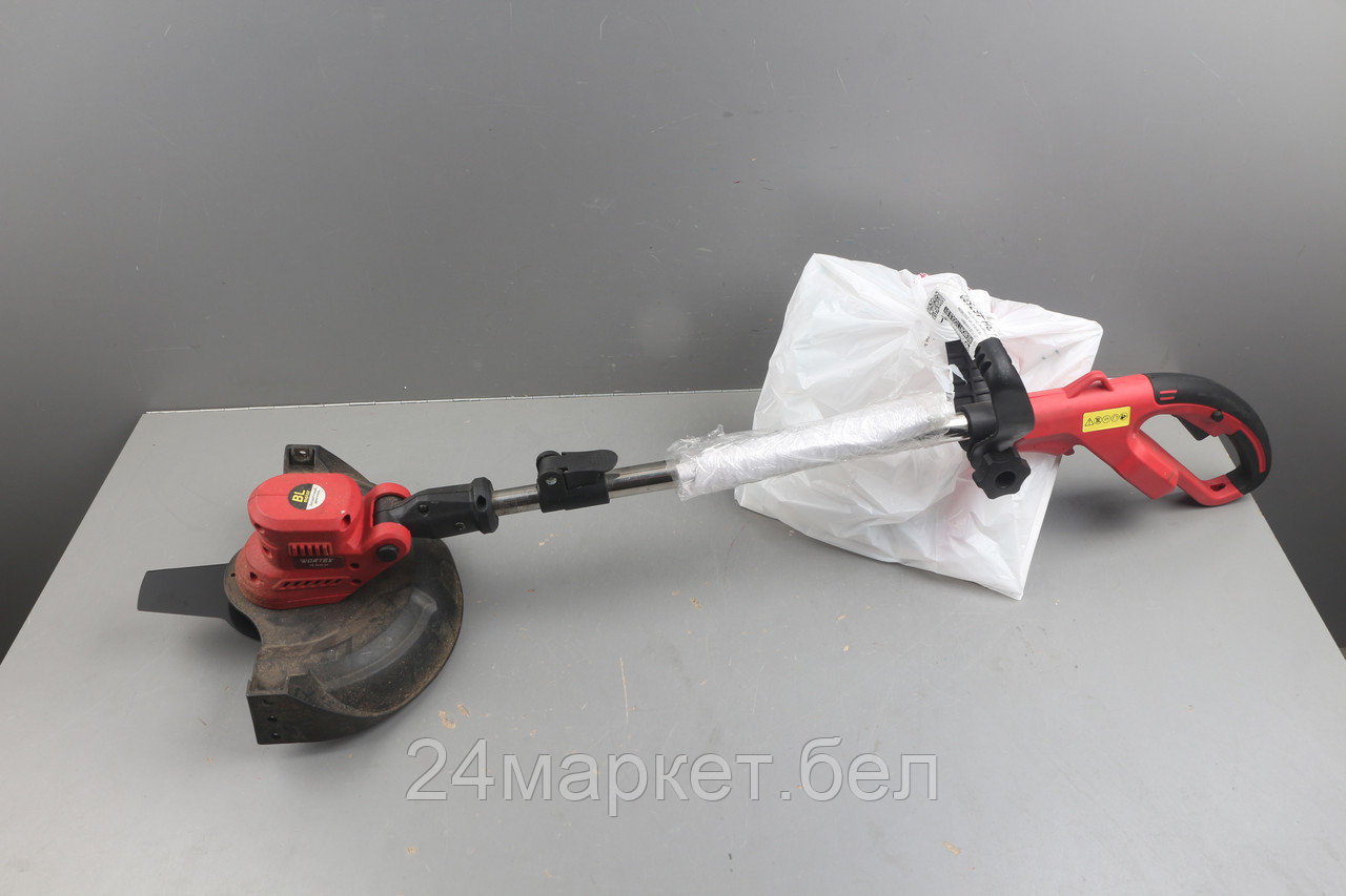 Триммер аккум. WORTEX TB 3018 ALL1 XLT SOLO 18В, шир.скаш.300 мм, полуавт.головка, леска 1.6 мм уц (БЕЗ АКБ И ЗУ, телескоп.штанга, рег.угол 0-60°) 0333237-у