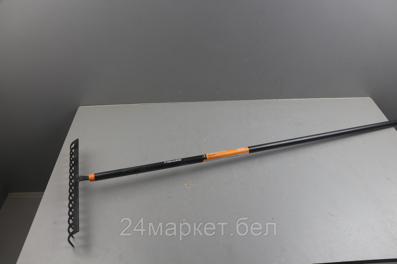 Грабли Solid FISKARS уцененный (2280810987)