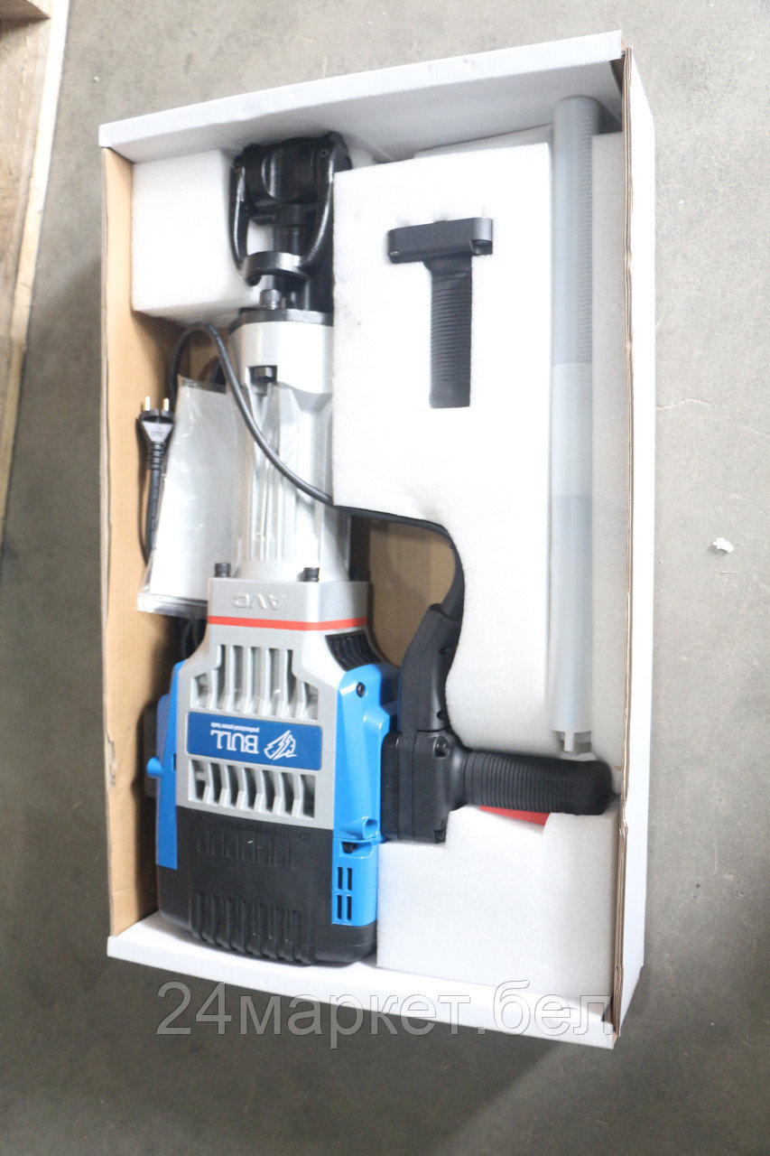 Отбойный молоток BULL SH 3001 в кор. 2000 Вт, 75 Дж, HEX 28.6 мм, 1050 уд/мин, 5 м кабель уцененны