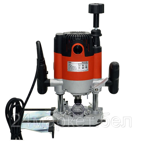 Фрезер универсальный 62/2100,2100 Вт, цанга 8/12 мм,вертикальный ход фрезы 62 мм, 8000-25000 об/мин (FT6101 Felisatti)