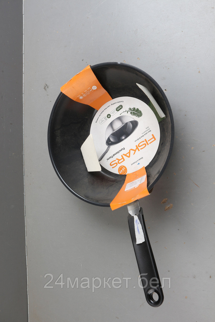 Сковорода-вок с керамическим покрытием 28 см Functional Form Fiskars уцененный (0005734804)