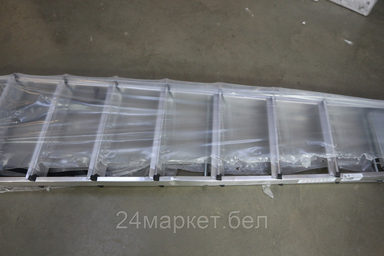 Лестница-стремянка алюм. 169 см 8 ступ. 5,4кг PRO STARTUL (ST9940-08) уцененный (0243674520)