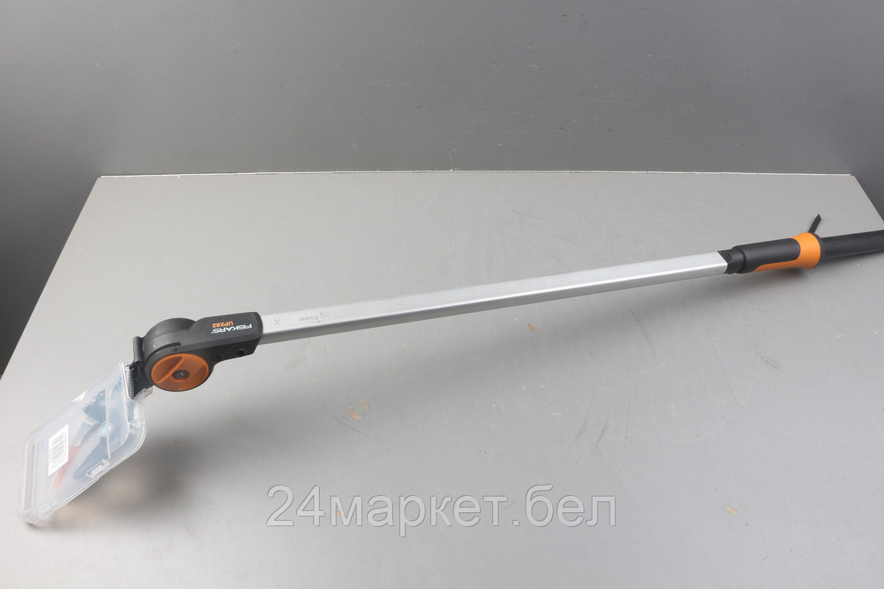 Сучкорез универсальный UPX82 FISKARS PowerGear уцененный (0712097900)