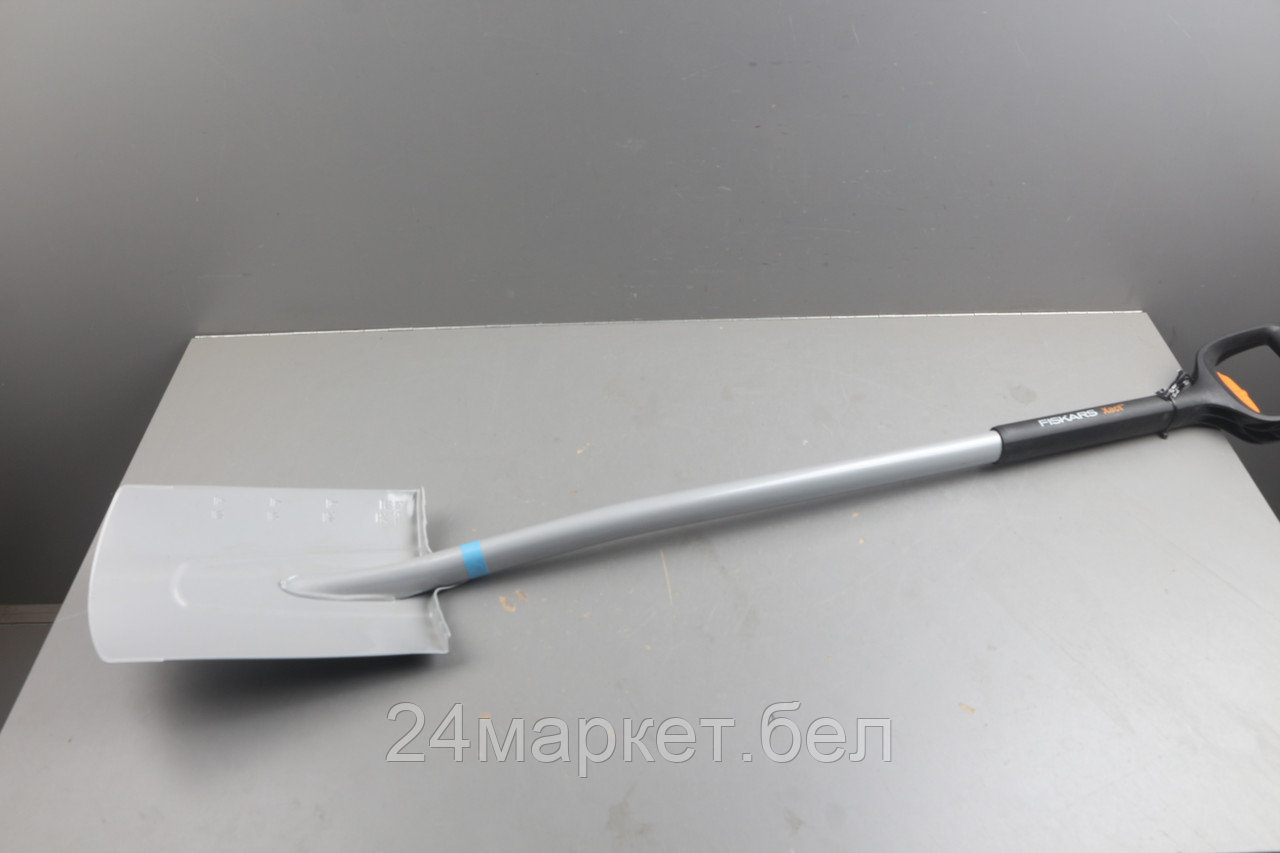 Лопата штыковая телескопическая прямая Xact FISKARS уцененный (0238941838)