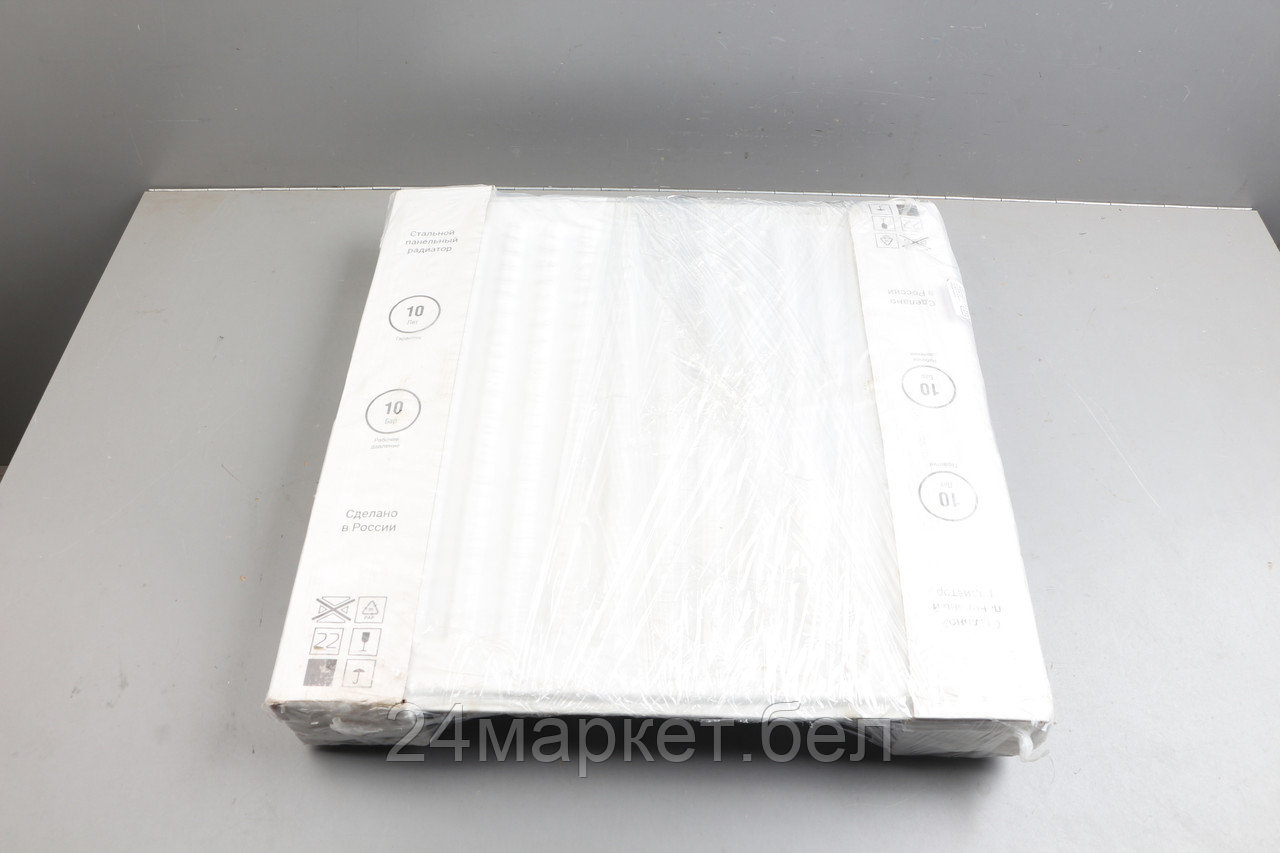 Радиатор панельный Royal Thermo COMPACT C11-500-500 RAL9016 уцененный (1341624144)